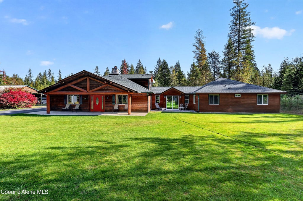 Photo of 18209 Cedar Grove Grove, Hayden, ID 83835 (MLS # 26-10313)