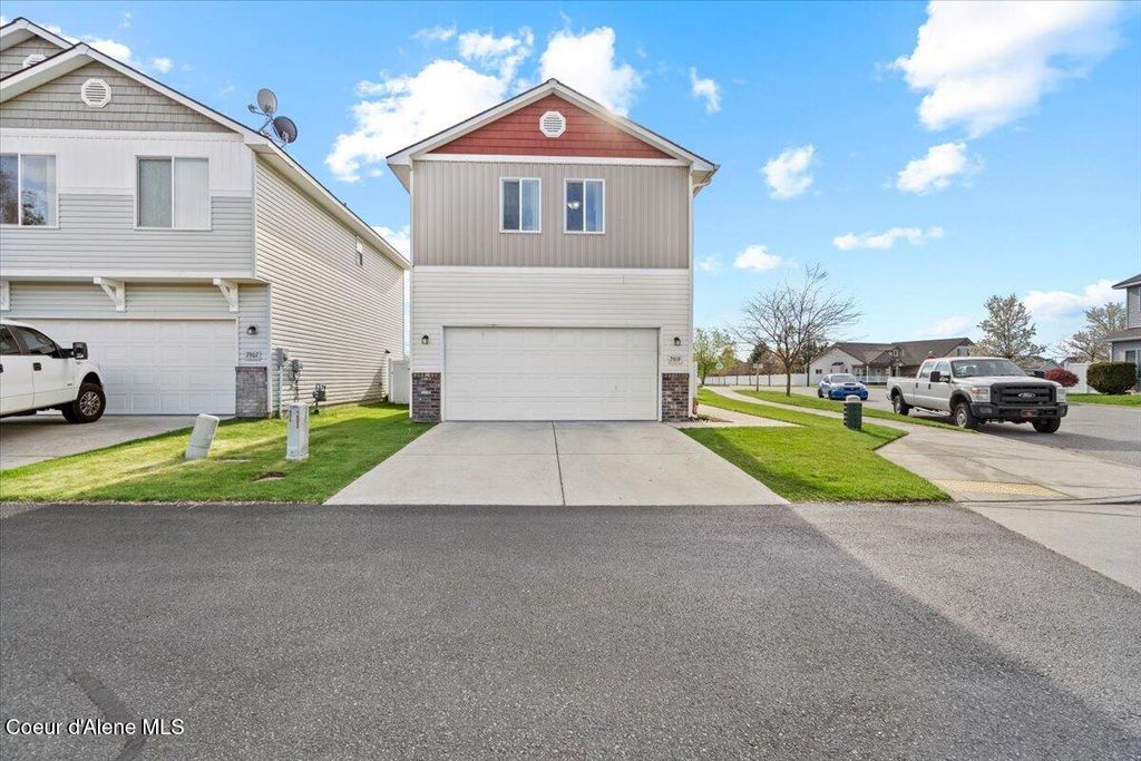 Photo of 7919 Holyoke Loop, Coeur dAlene, ID 83815 (MLS # 26-3936)