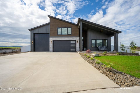 Photo of 6584 CONSTANTINE, Rathdrum, ID 83858 (MLS # 26-9220)