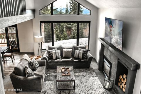 Photo of 27 The Glades #2C, Sandpoint, ID 83864 (MLS # 26-2130)