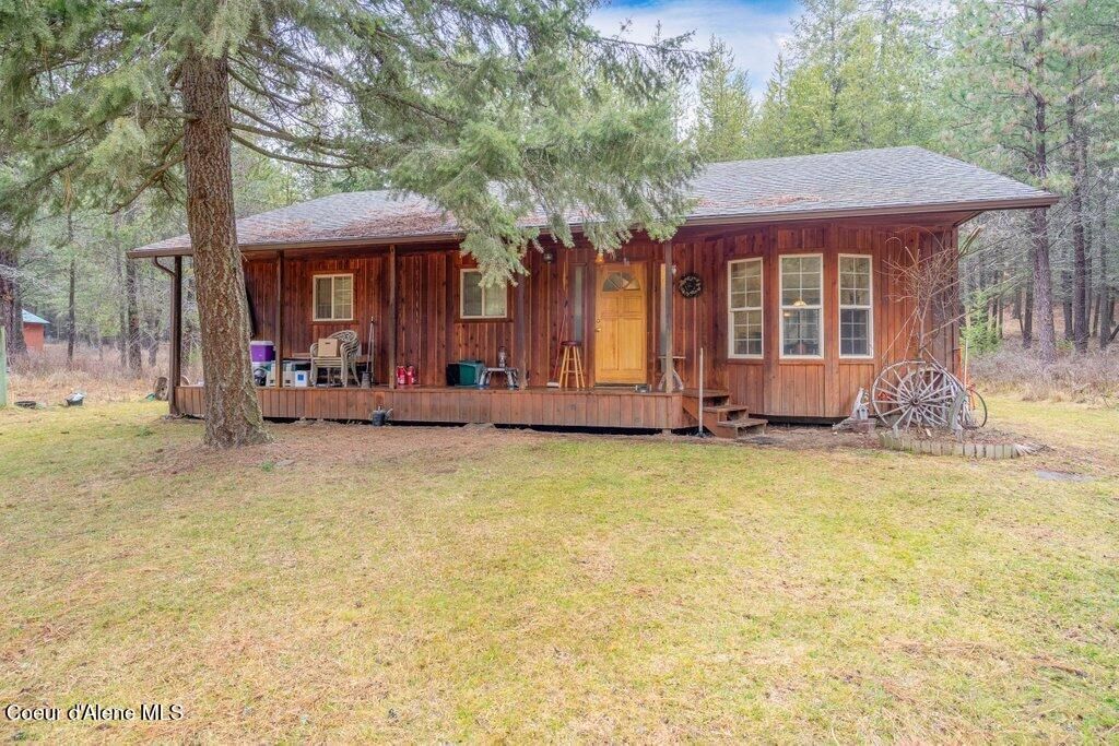 Photo of 681 Hummingbird Ln, Blanchard, ID 83804 (MLS # 26-1049)