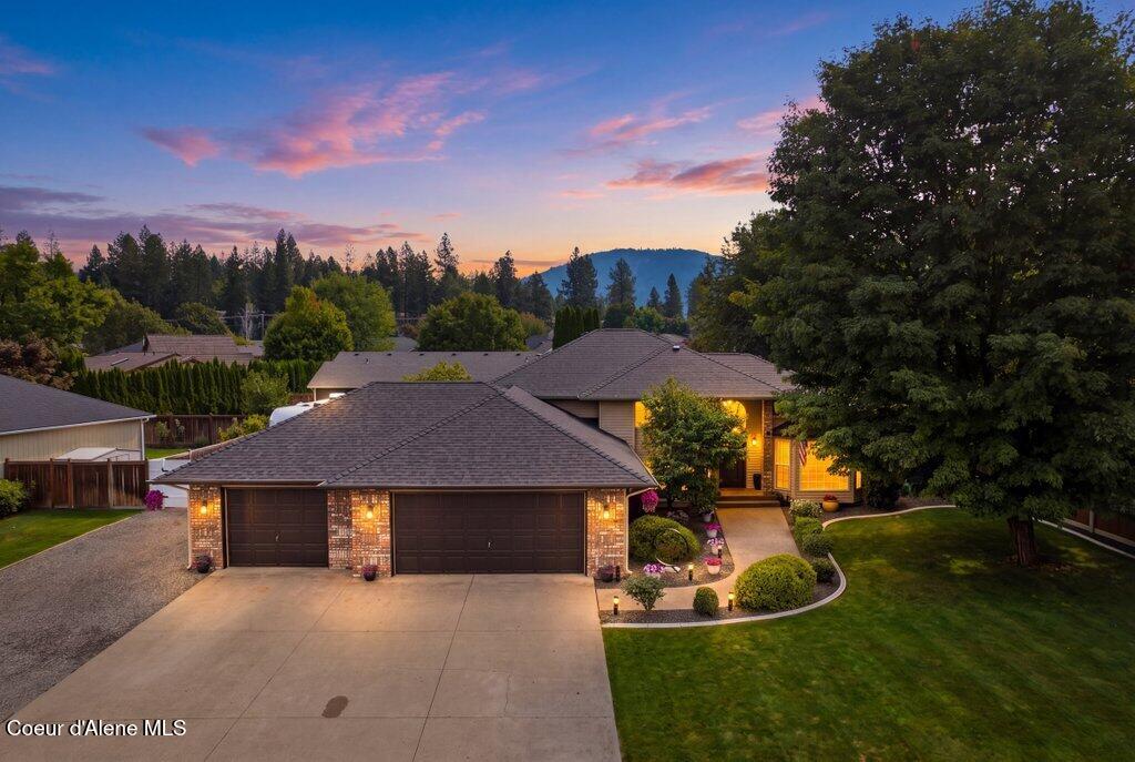 Photo of 8290 Summerfield LOOP, Hayden, ID 83835 (MLS # 26-9033)