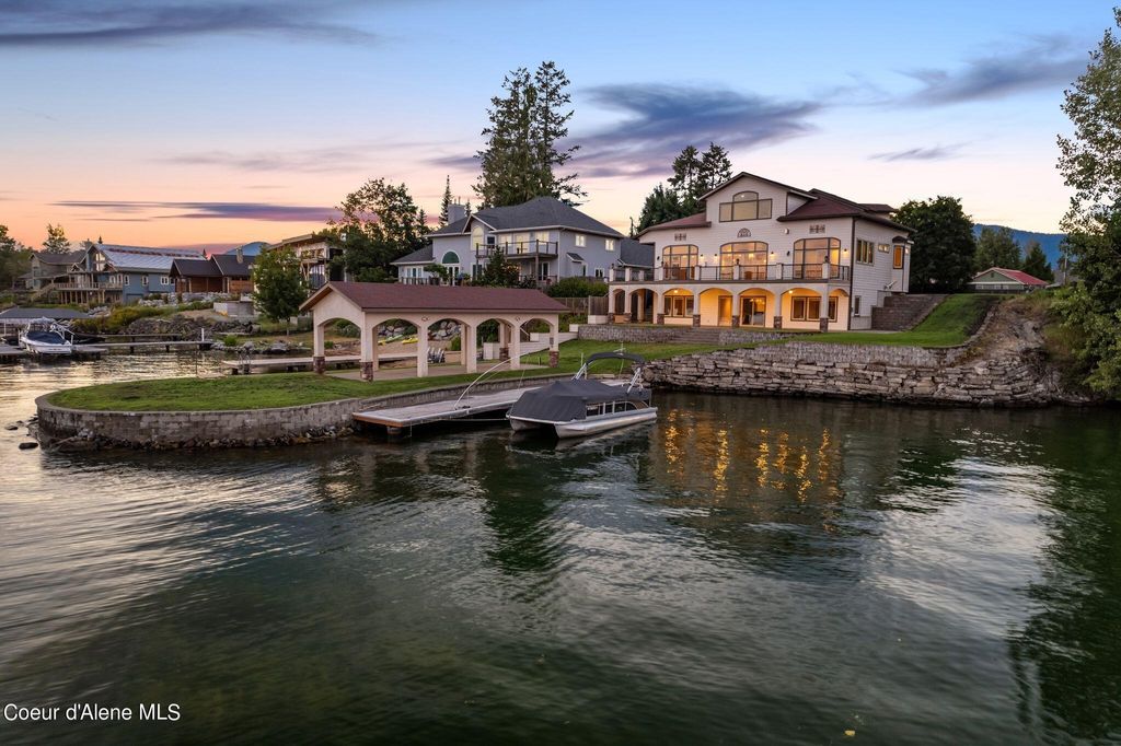 Photo of 1100 Division, Sandpoint, ID 83864 (MLS # 25-7773)