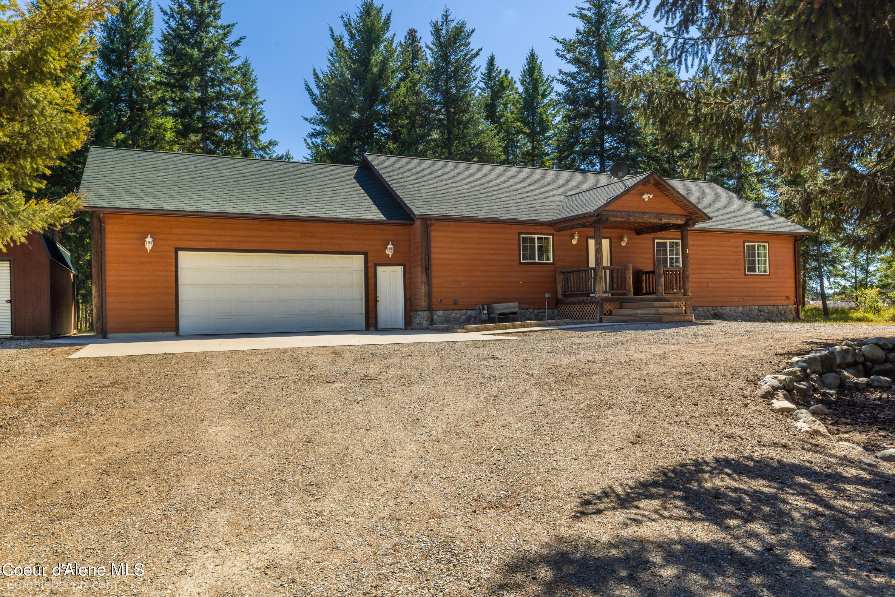 Moyie Springs, Idaho 83845, United States, 5 Bedrooms Bedrooms, ,3 BathroomsBathrooms,Residential,Pending,49904