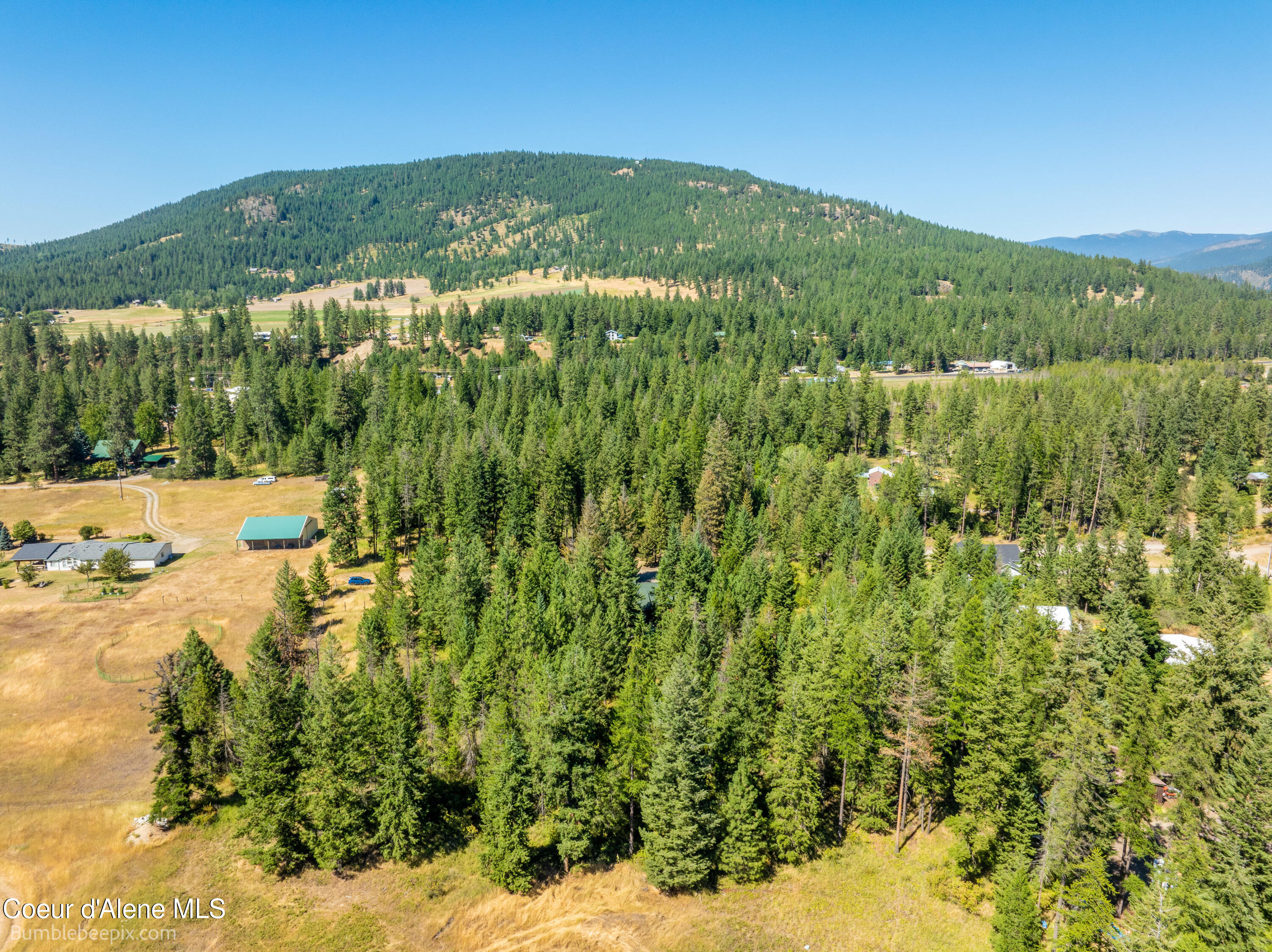 Moyie Springs, Idaho 83845, United States, 5 Bedrooms Bedrooms, ,3 BathroomsBathrooms,Residential,Pending,49904