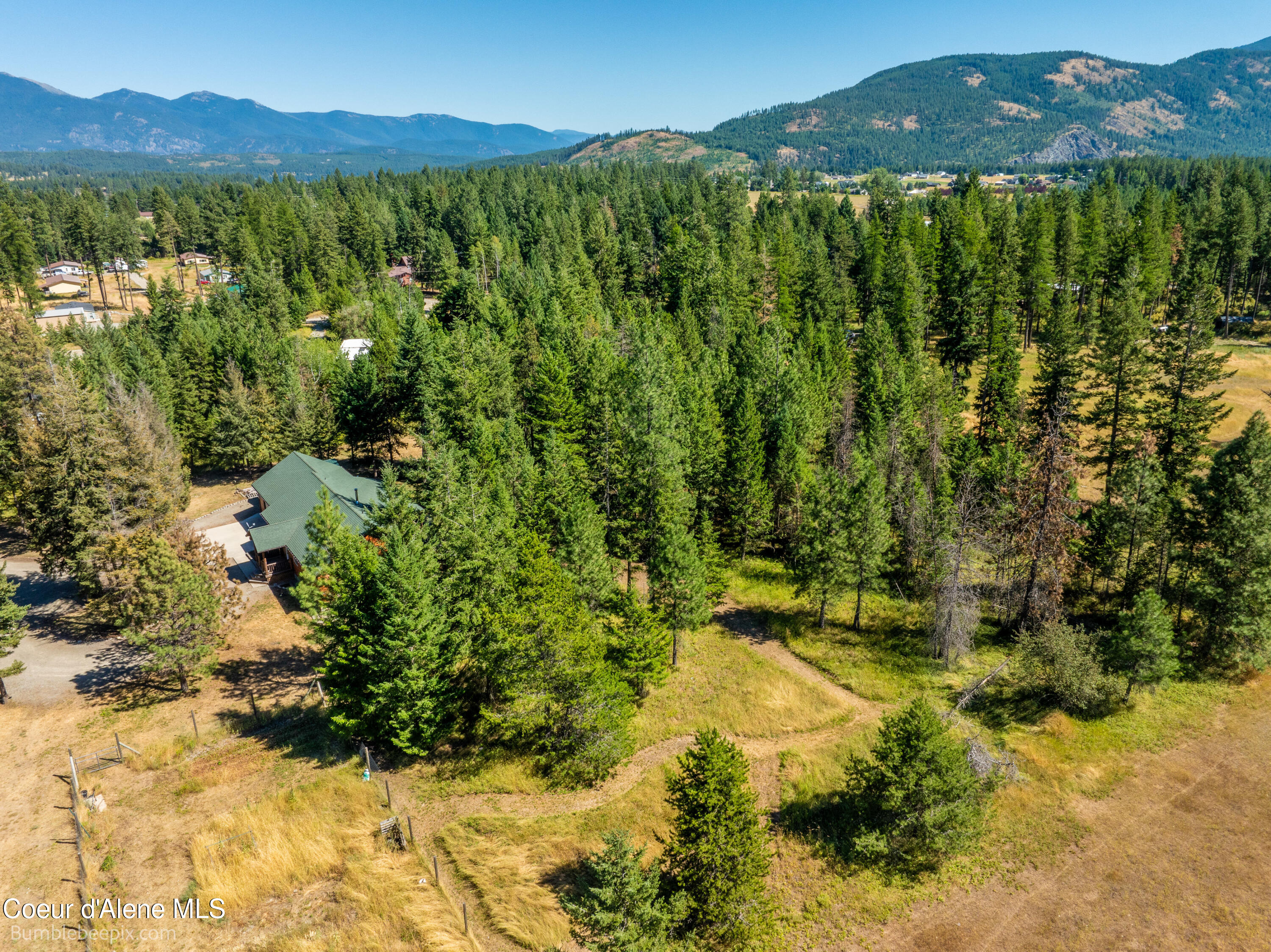 Moyie Springs, Idaho 83845, United States, 5 Bedrooms Bedrooms, ,3 BathroomsBathrooms,Residential,Pending,49904