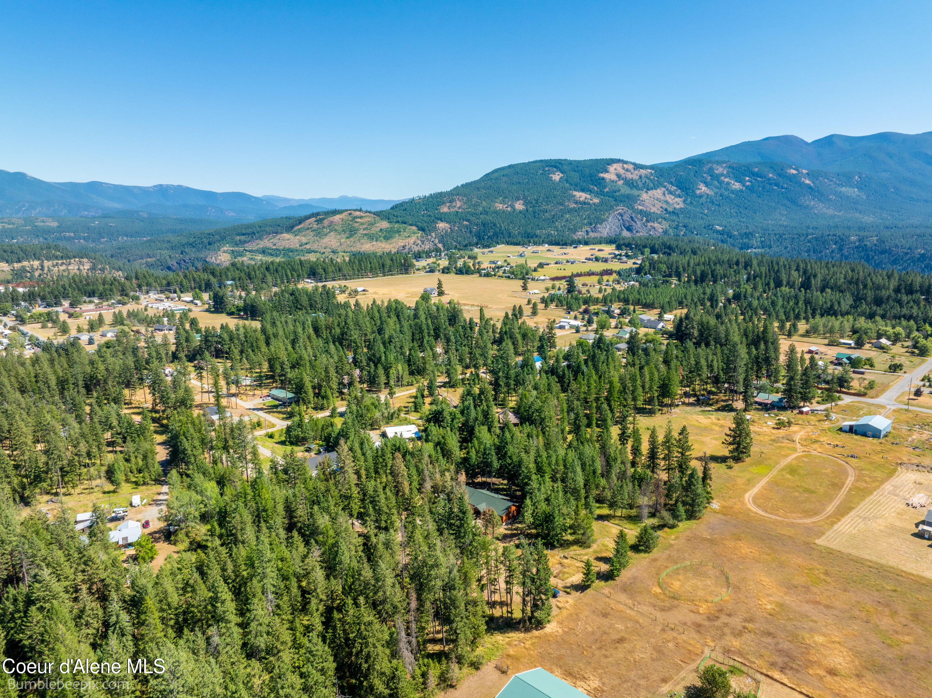 Moyie Springs, Idaho 83845, United States, 5 Bedrooms Bedrooms, ,3 BathroomsBathrooms,Residential,Pending,49904