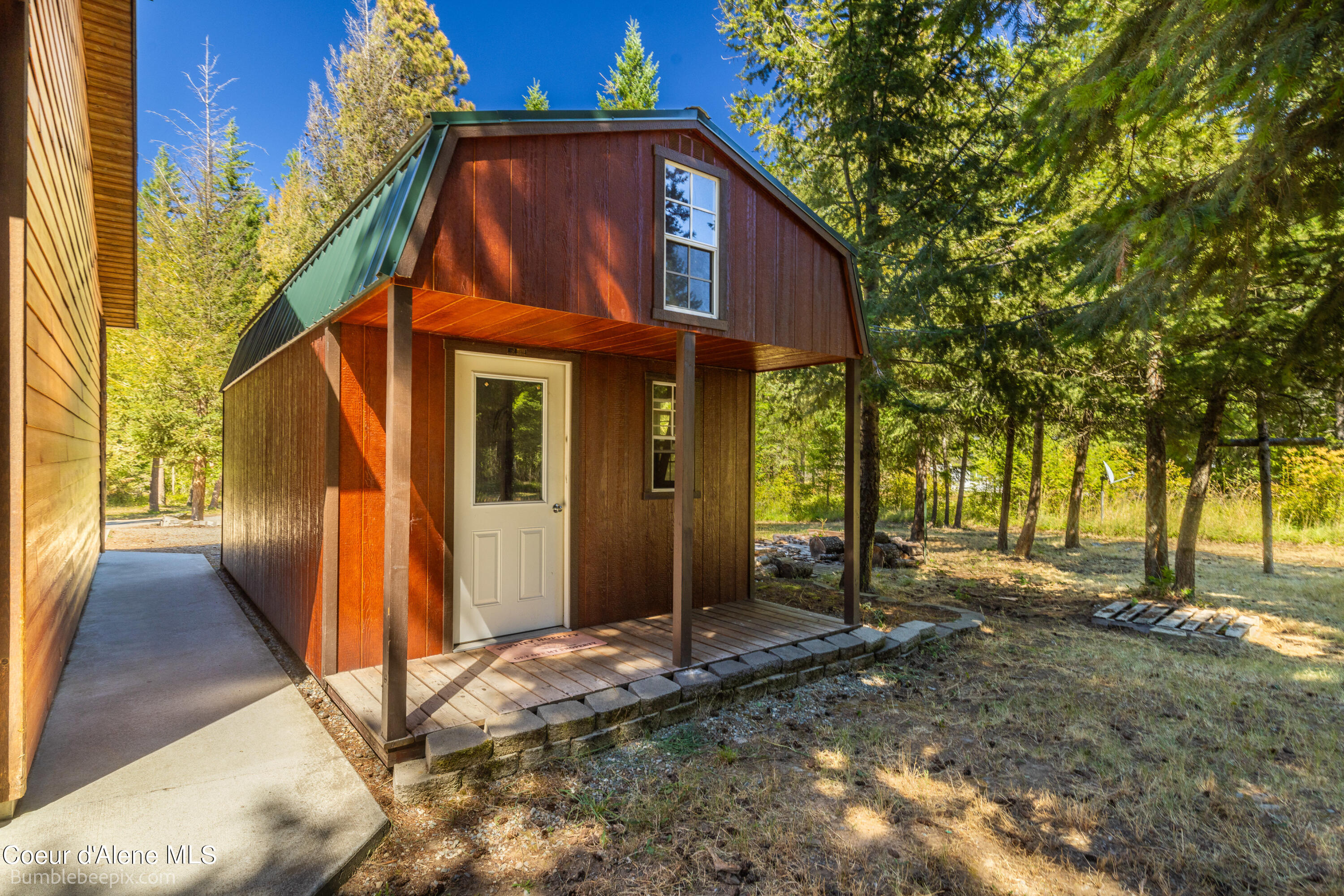 Moyie Springs, Idaho 83845, United States, 5 Bedrooms Bedrooms, ,3 BathroomsBathrooms,Residential,Pending,49904