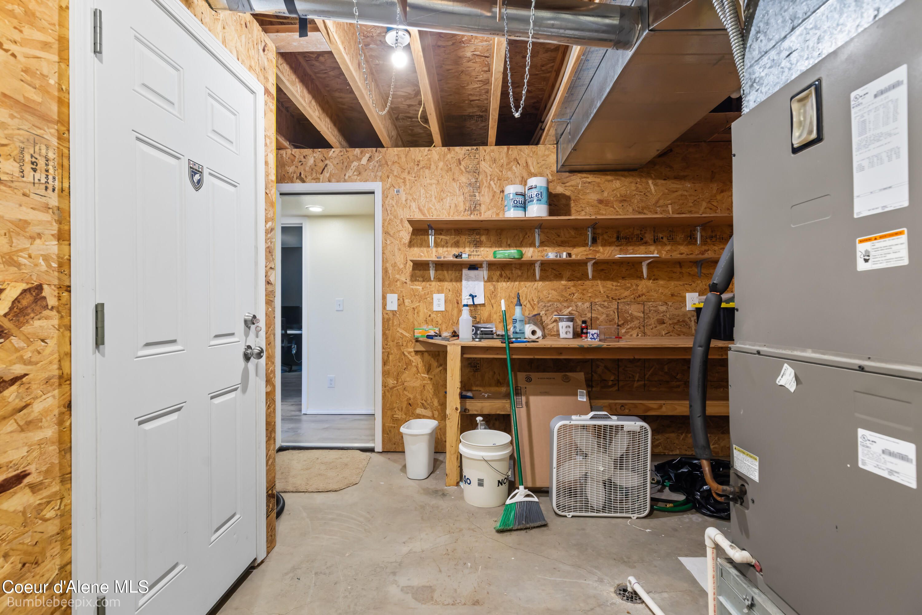 Moyie Springs, Idaho 83845, United States, 5 Bedrooms Bedrooms, ,3 BathroomsBathrooms,Residential,Pending,49904