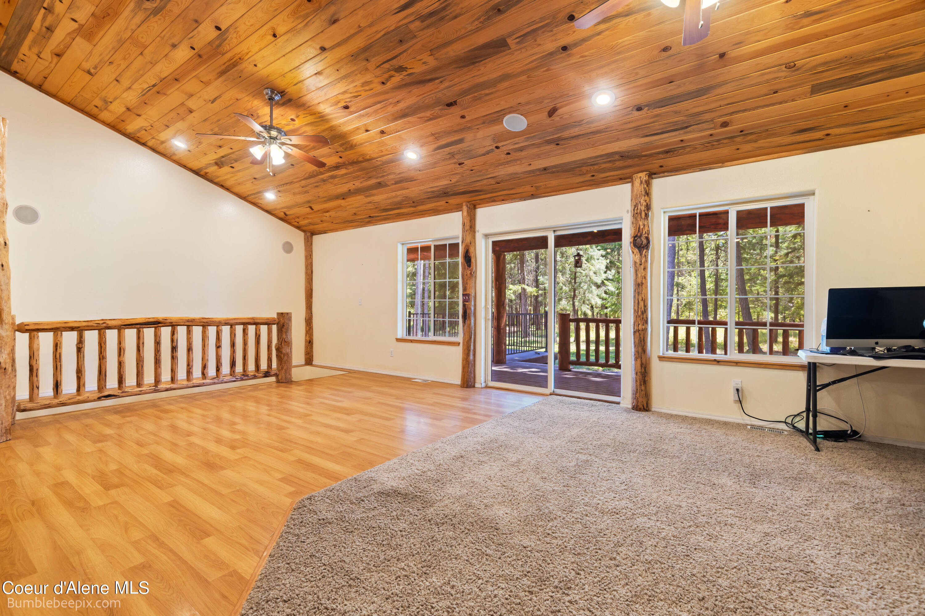 Moyie Springs, Idaho 83845, United States, 5 Bedrooms Bedrooms, ,3 BathroomsBathrooms,Residential,Pending,49904