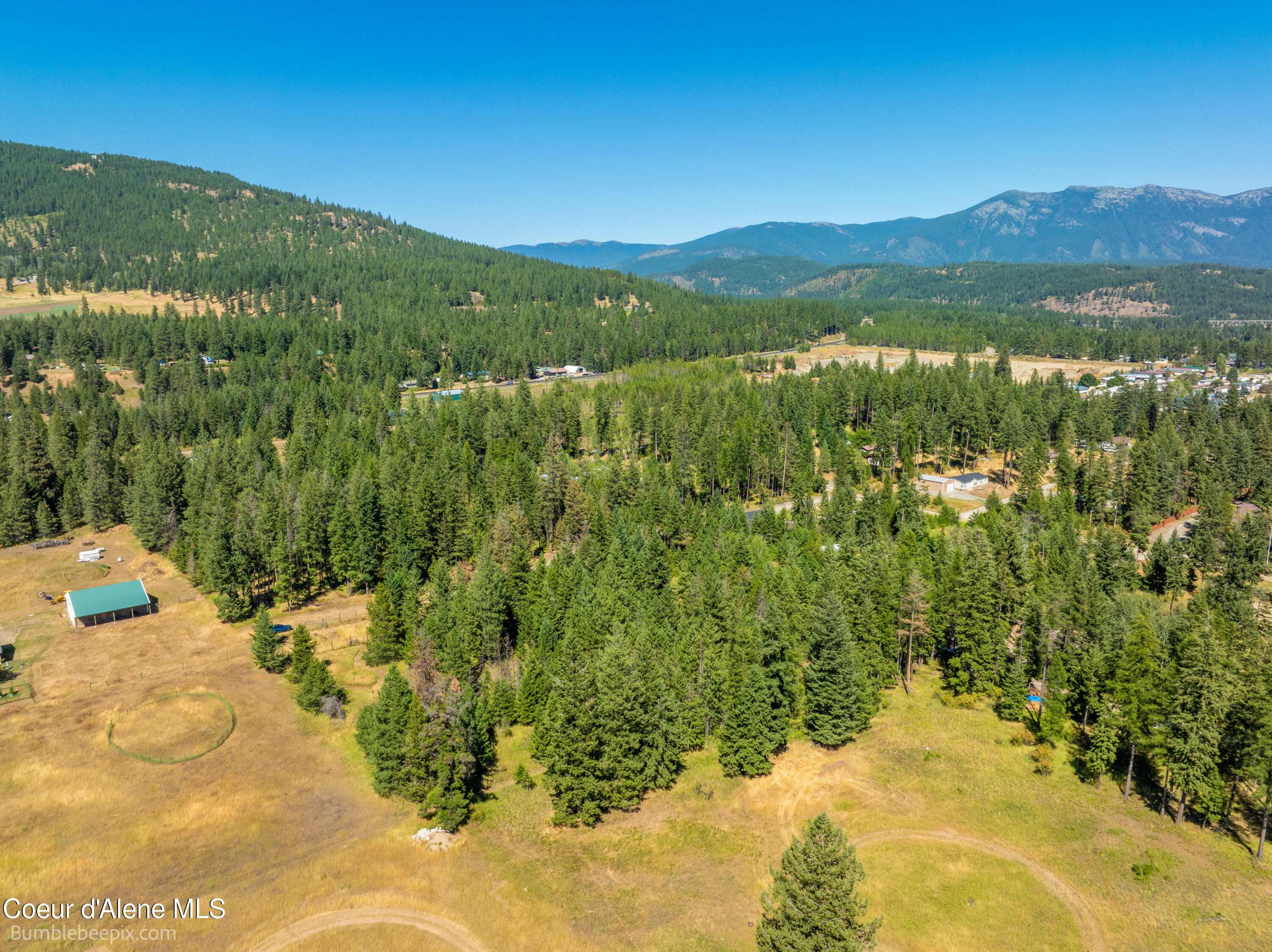 Moyie Springs, Idaho 83845, United States, 5 Bedrooms Bedrooms, ,3 BathroomsBathrooms,Residential,Pending,49904