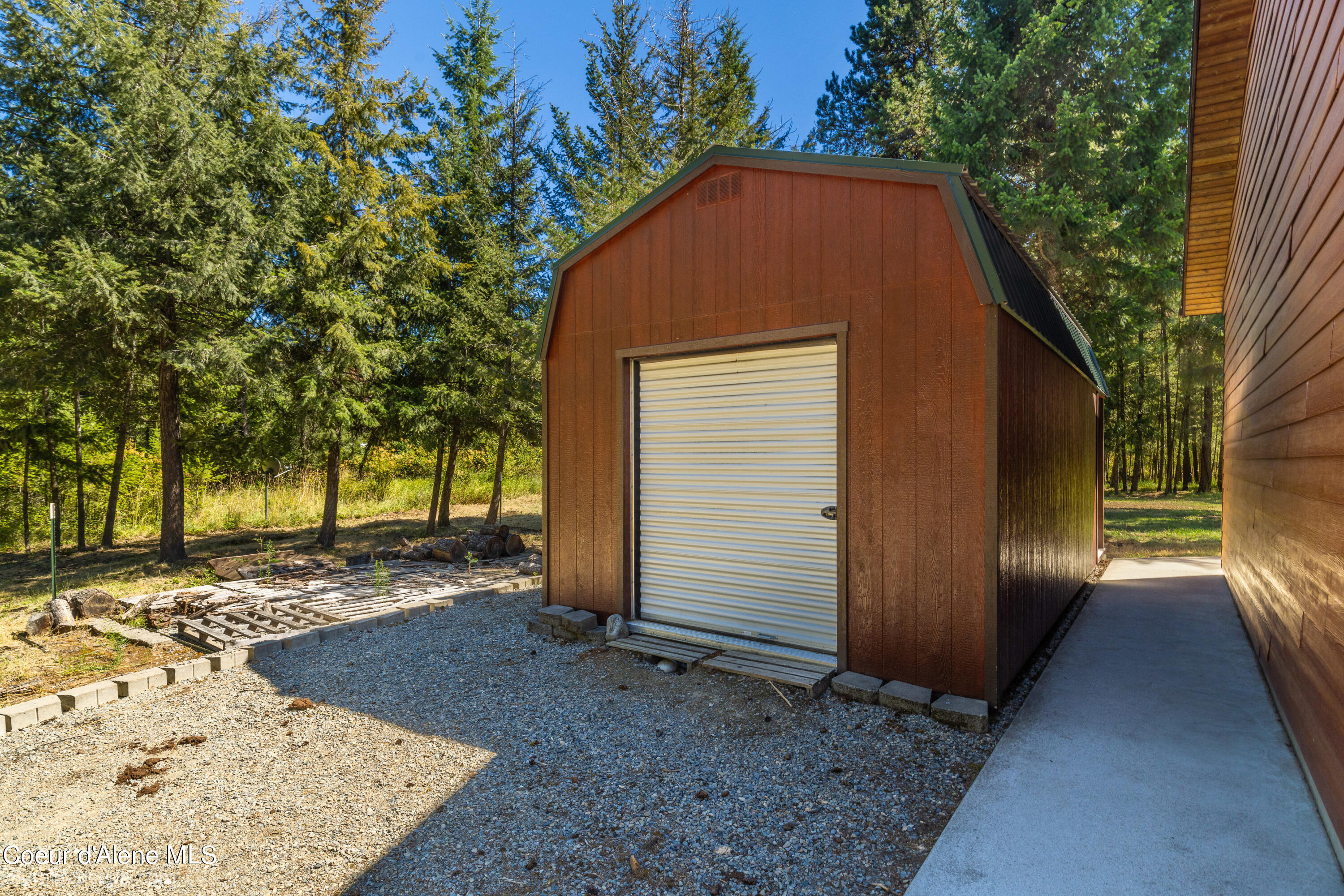 Moyie Springs, Idaho 83845, United States, 5 Bedrooms Bedrooms, ,3 BathroomsBathrooms,Residential,Pending,49904