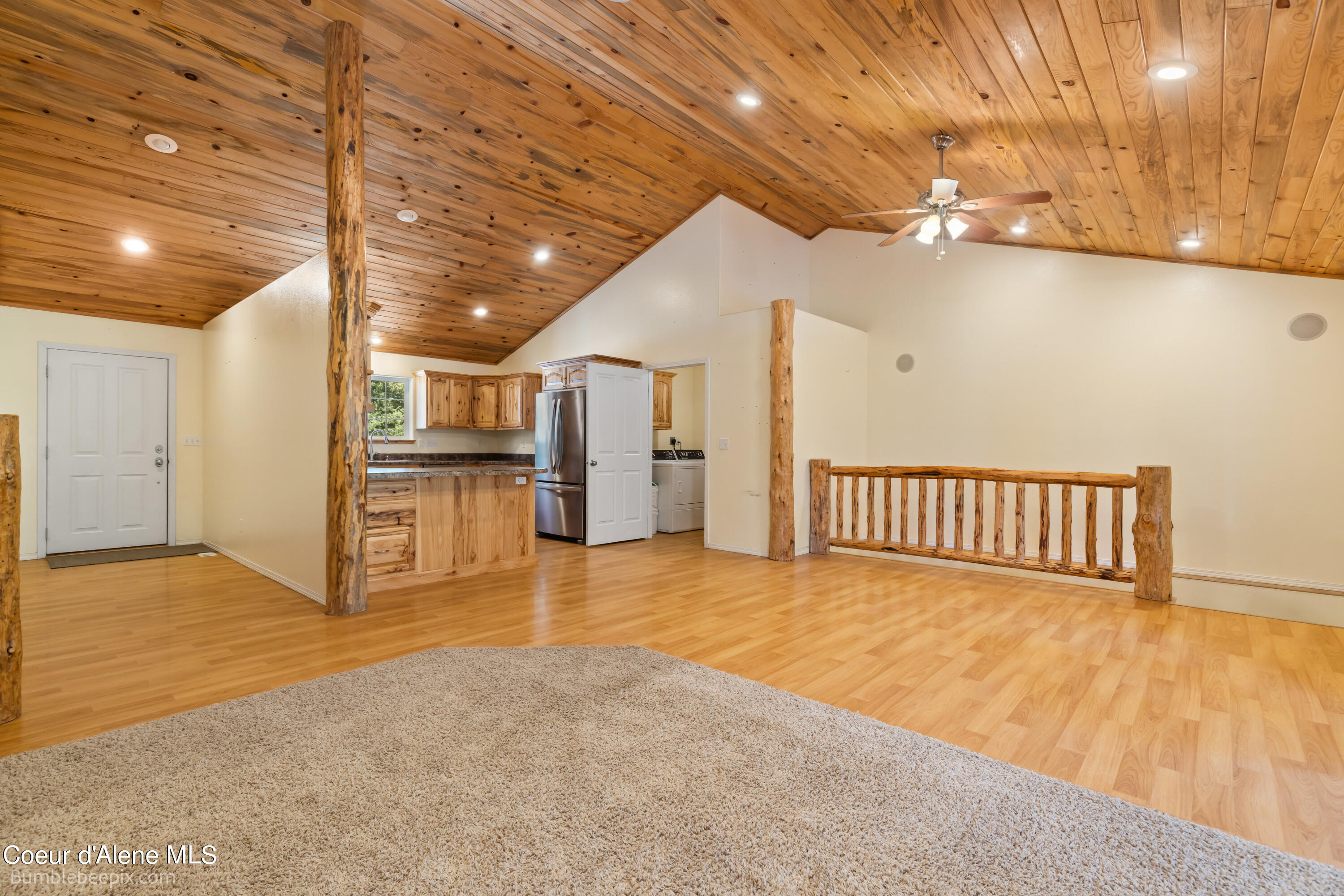 Moyie Springs, Idaho 83845, United States, 5 Bedrooms Bedrooms, ,3 BathroomsBathrooms,Residential,Pending,49904