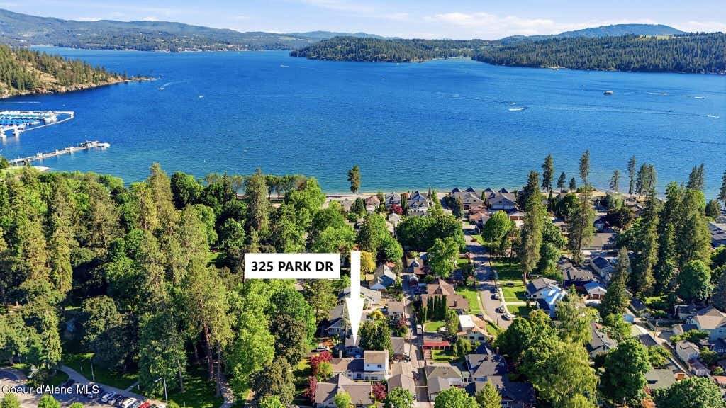 Photo of 325 PARK Dr, Coeur dAlene, ID 83814 (MLS # 26-6077)