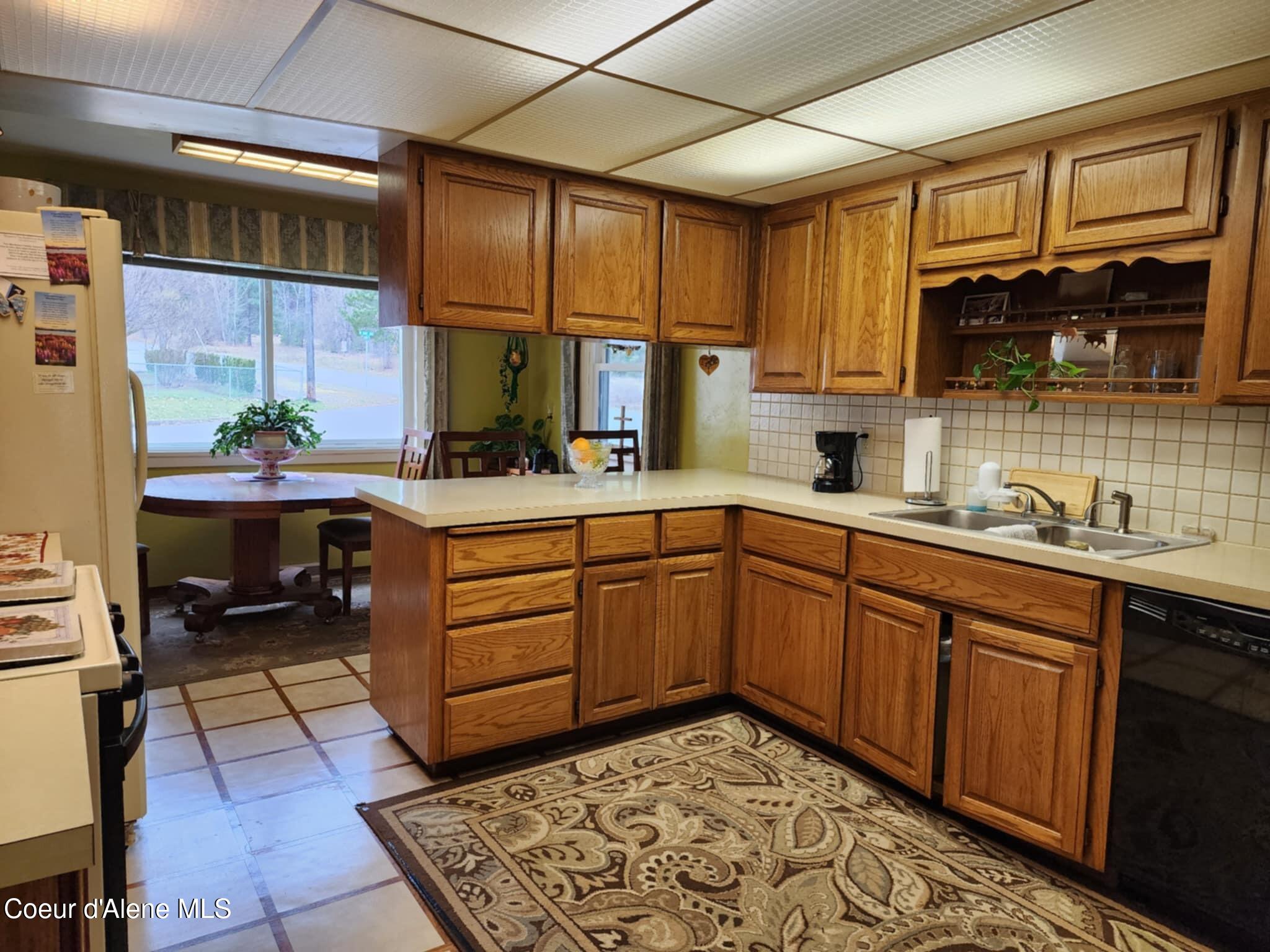 216 W Oak Ave, Osburn, Idaho image 6