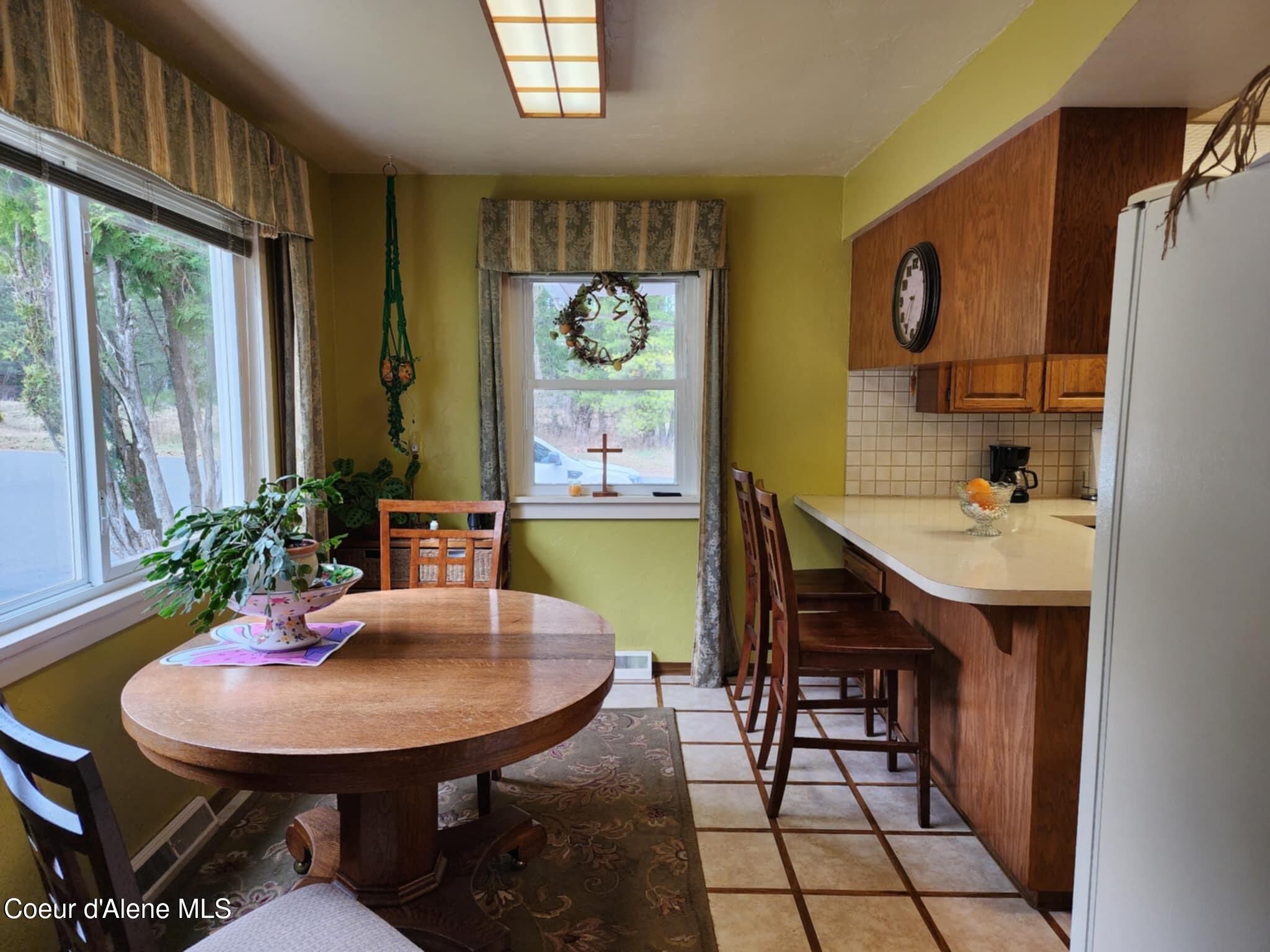 216 W Oak Ave, Osburn, Idaho image 5