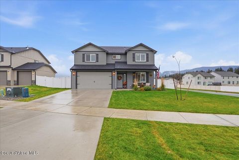 Photo of 16185 Hadley Loop, Rathdrum, ID 83858 (MLS # 25-10844)