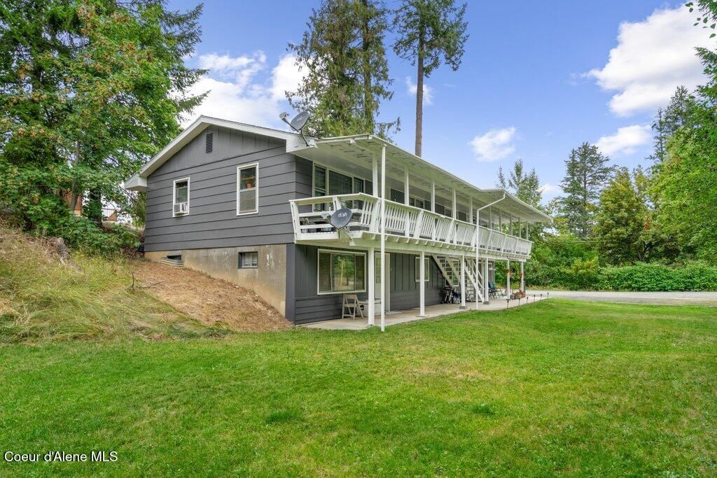 Photo of 1510 Jefferson Ave, St. Maries, ID 83861 (MLS # 25-8522)