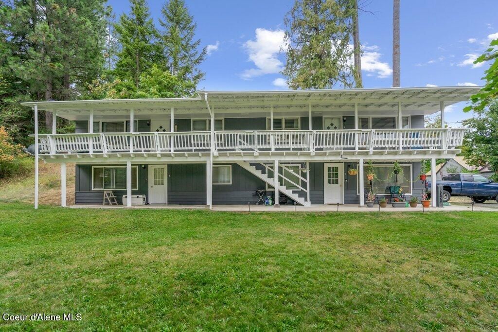 Photo of 1510 Jefferson Ave, St. Maries, ID 83861 (MLS # 25-8522)