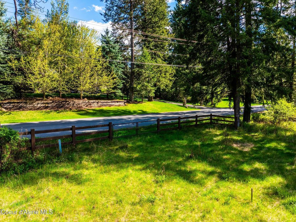 Photo of LOT 3 Strahorn Rd Rd, Hayden, ID 83835 (MLS # 25-4480)
