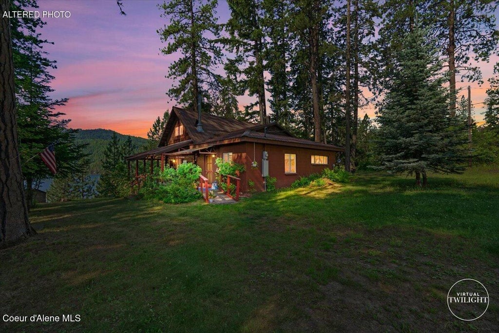 Photo of 7552 Mount Carlton DR, Spirit Lake, ID 83869 (MLS # 26-6734)