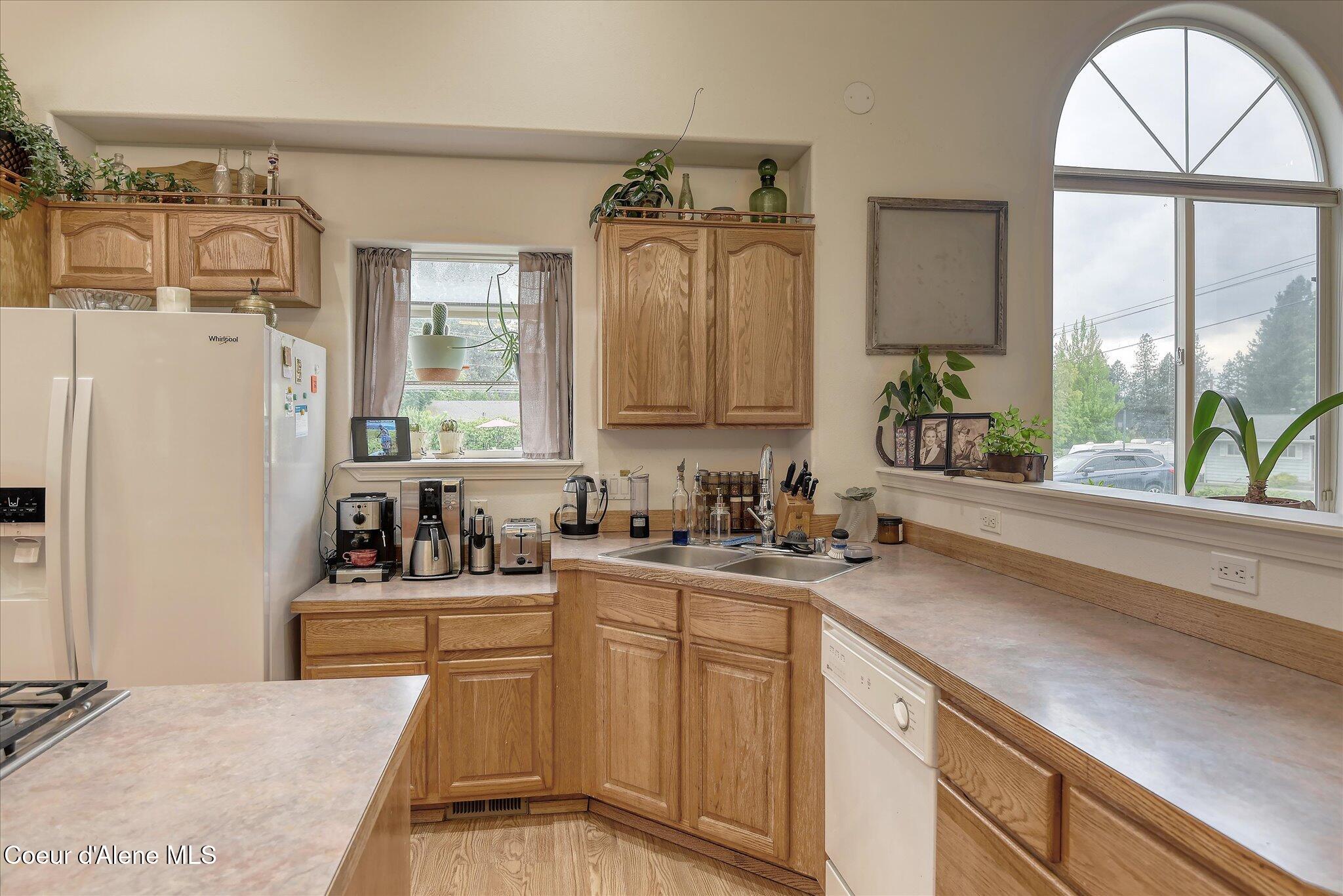 3310 N 17th St, Coeur d'Alene, Alaska image 16