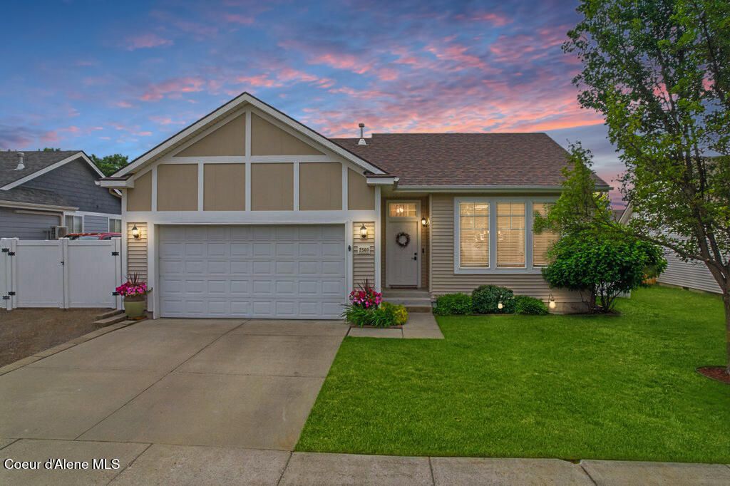 Photo of 2560 Elmwood DR, Coeur dAlene, ID 83815 (MLS # 26-6678)