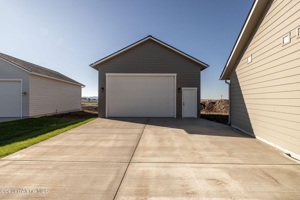 Photo of 7065 CONSTANTINE, Rathdrum, ID 83858 (MLS # 26-2546)