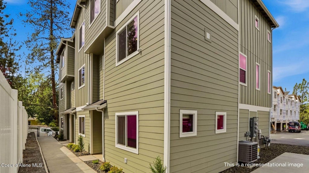 Photo of 1129 Pinewood, Coeur dAlene, ID 83814 (MLS # 26-9121)