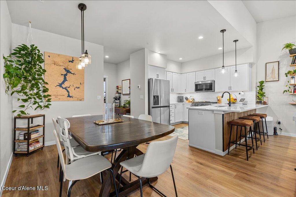 Photo of 930 Railroad Ave, Post Falls, ID 83854 (MLS # 26-471)