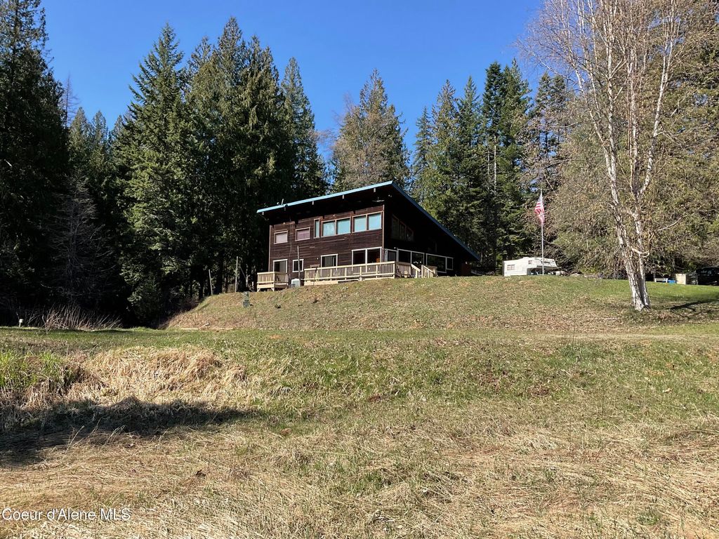 Photo of 90 &amp; 111 Christmas, Naples, ID 83847 (MLS # 26-3987)