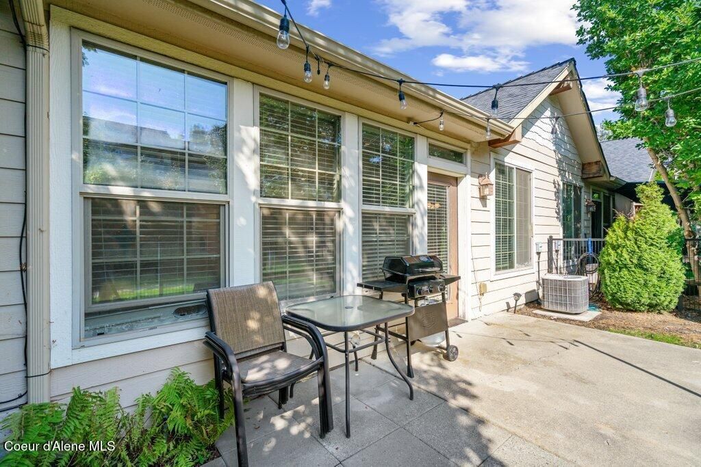 Photo of 1118 Willow Lake Lake, Coeur dAlene, ID 83815 (MLS # 25-11254)