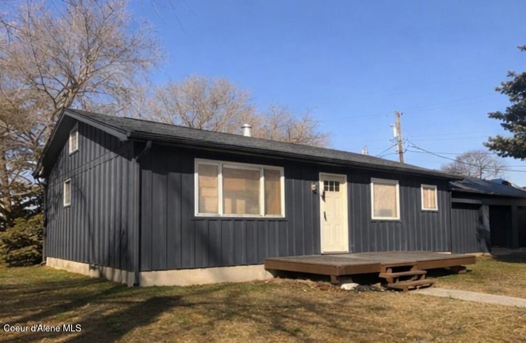 Photo of 201 21ST, Coeur dAlene, ID 83814 (MLS # 26-1810)