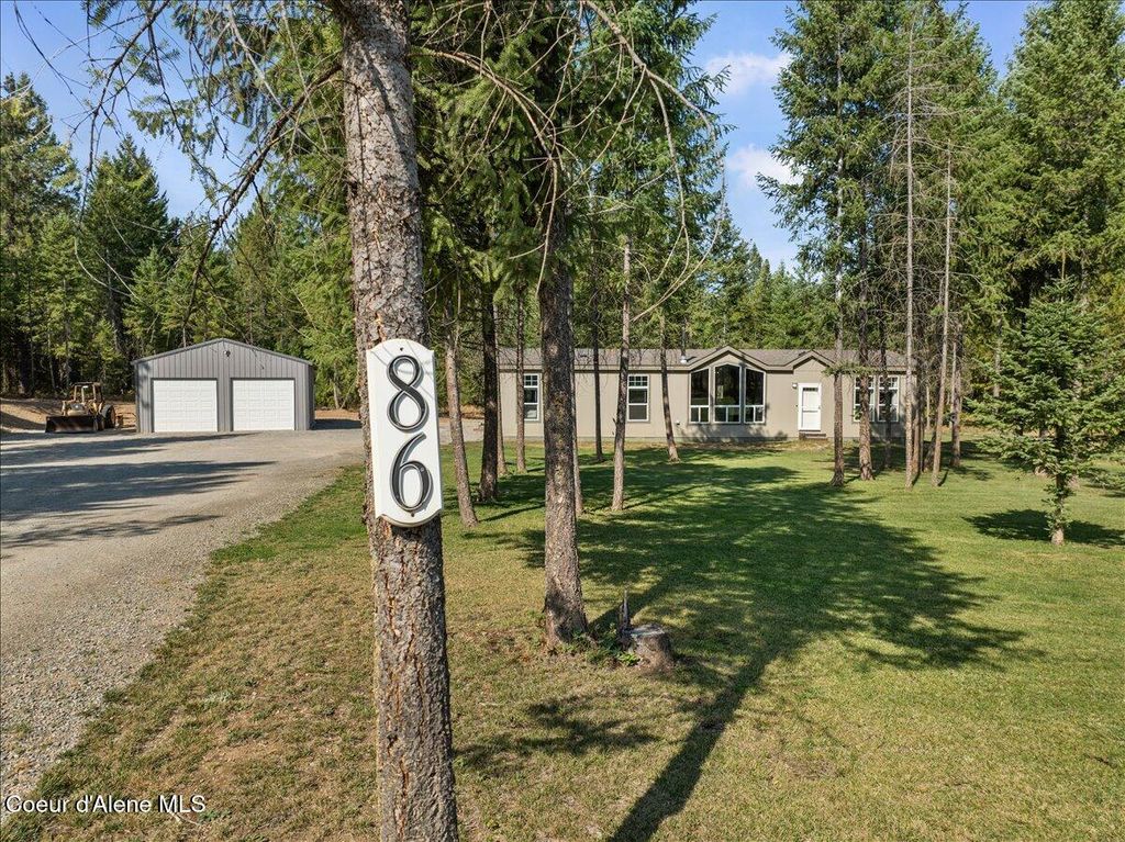 Photo of 86 Payette Dr, Athol, ID 83801 (MLS # 26-3687)