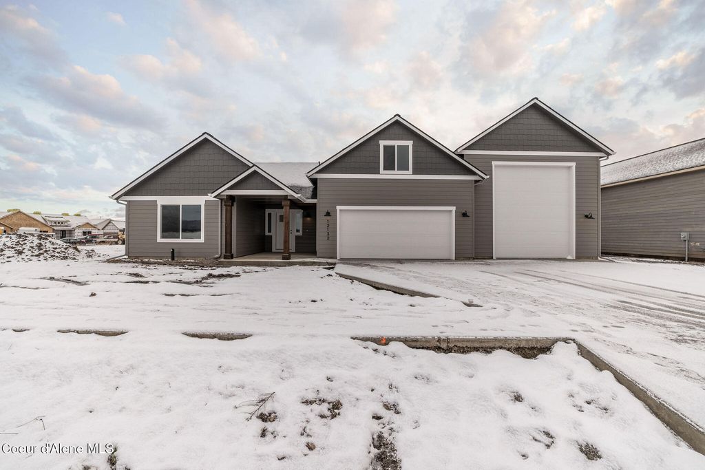 Photo of 12132 LENNON Ln, Rathdrum, ID 83858 (MLS # 26-618)