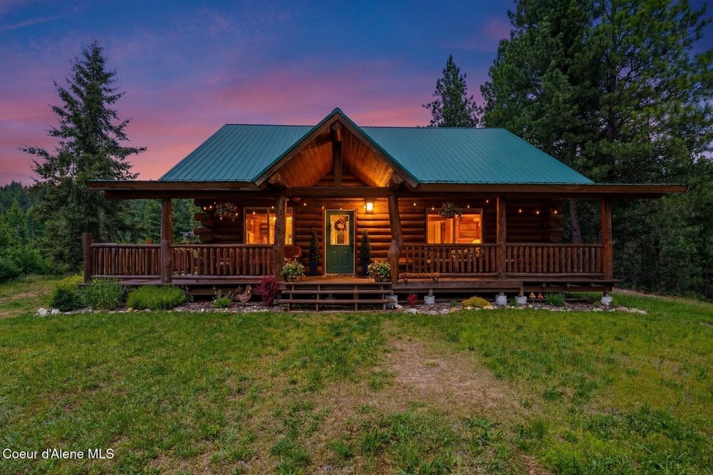 Photo of 132 Lower Manley Creek Creek, Priest River, ID 83856 (MLS # 26-5594)