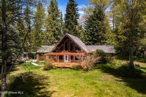 Photo of 608 Meadowlark Ln, Sandpoint, ID 83864 (MLS # 26-686)