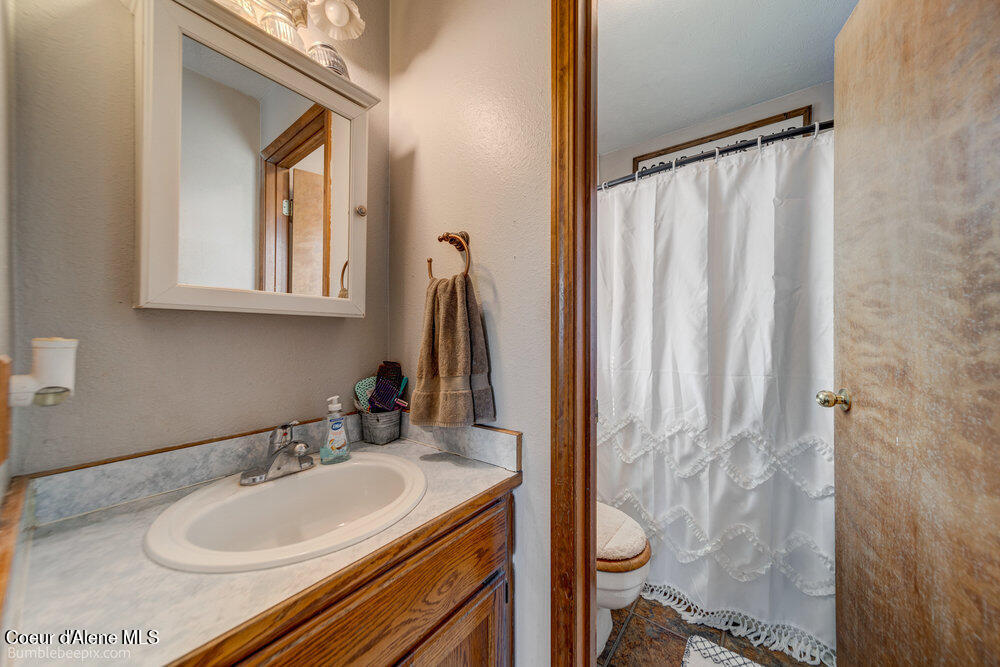 Rathdrum, Idaho 83858, United States, 3 Bedrooms Bedrooms, ,2 BathroomsBathrooms,Residential,Pending,49749