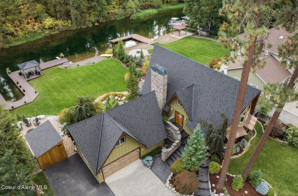 Photo of 6246 Ebbtide Dr, Coeur dAlene, ID 83814 (MLS # 25-11144)