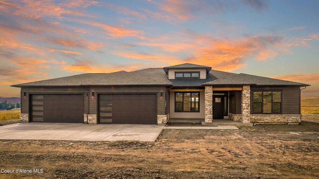 Photo of TBB Lot 1 Reeder Bay Road Road, Nordman, ID 83848 (MLS # 26-2557)