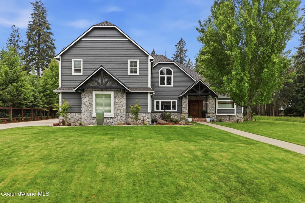 Photo of 1510 Pebblestone CT, Hayden, ID 83835 (MLS # 26-5404)