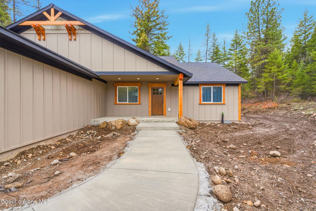 Photo of 5382 Van Buren St, Spirit Lake, ID 83869 (MLS # 26-1013)