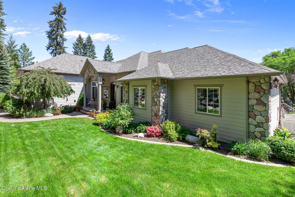 Photo of 555 Harbor View View, Coeur dAlene, ID 83814 (MLS # 26-5333)