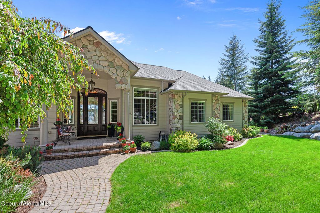 Photo of 555 Harbor View View, Coeur dAlene, ID 83814 (MLS # 26-5333)