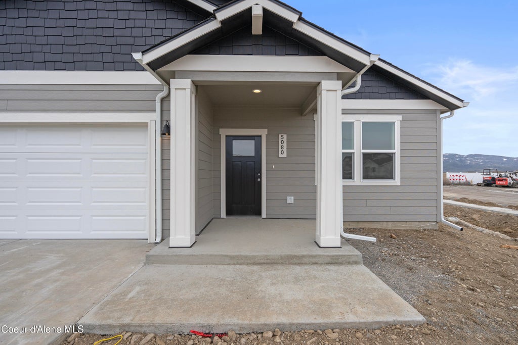 Photo of 2628 Andromeda St, Post Falls, ID 83854 (MLS # 26-8975)