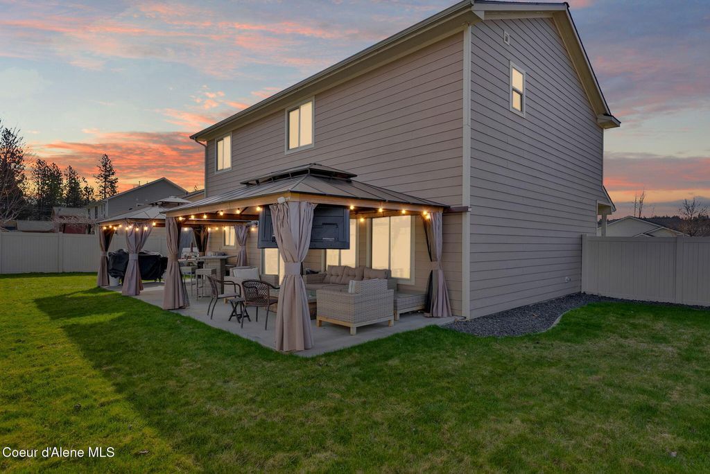 Photo of 3343 Apricot Rd, Coeur dAlene, ID 83815 (MLS # 26-2913)