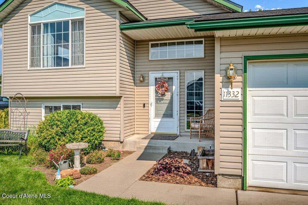 Photo of 11332 Cutlass ST, Hayden, ID 83835 (MLS # 26-8498)