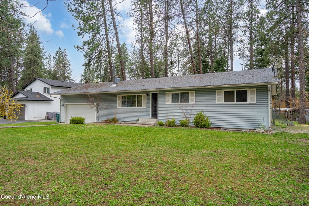 Photo of 11865 Forest Rd, Hayden, ID 83835 (MLS # 26-3561)