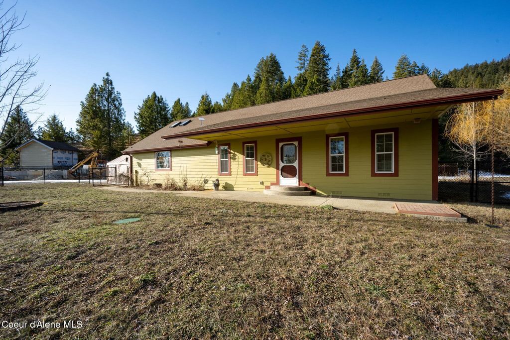 Photo of 1703 High Ranch Ranch, Coeur dAlene, ID 83814 (MLS # 26-829)