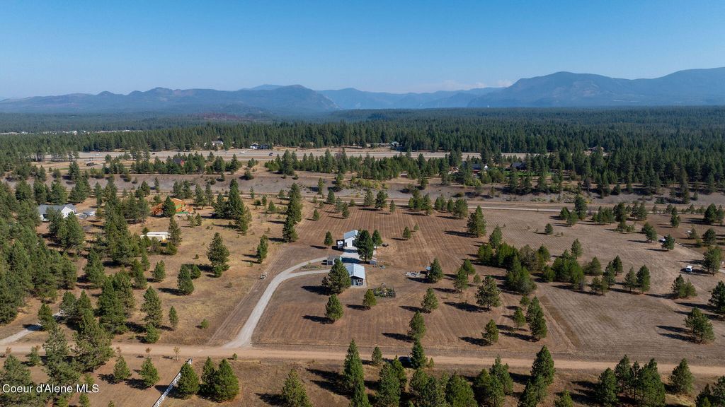 Photo of 33172 Arden Ln, Athol, ID 83801 (MLS # 26-2466)